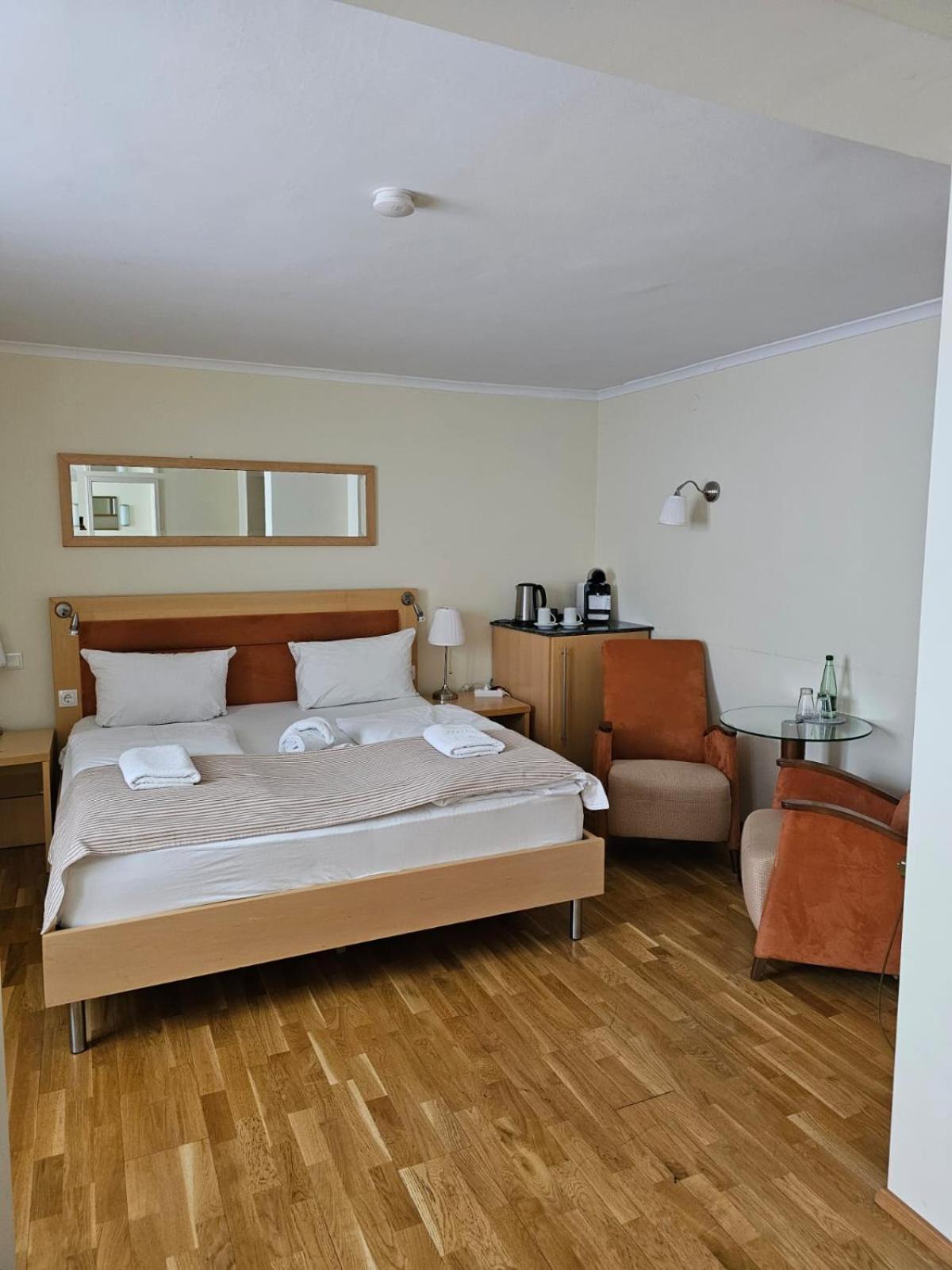 Hotel Goldene Rose Weissenburg in Bayern Exterior foto